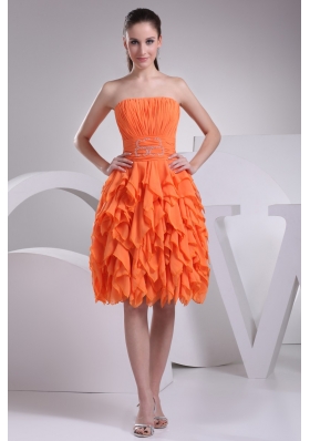 Beautiful Orange Ruched Strapless Knee-length Prom Dress with Ruffles