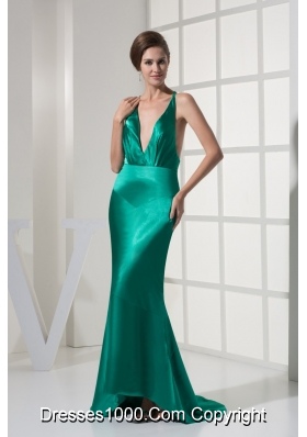 Green Brush Train Backless Prom Evening Dress with Plunging Neckline