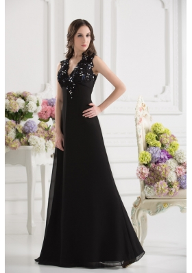 A-line V-neck Chiffon Beading Floor-length Prom Dress in Black