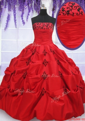 Luxurious Strapless Applique and Bubble Red Quinceanera Dress in Taffeta