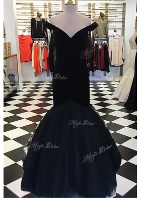 Inexpensive Mermaid Off the Shoulder Black Elastic Woven Satin Zipper Prom Dress Short Sleeves Floor Length Ruching