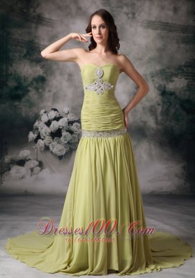 Mermaid Court Train Ruch Applique Decorate Prom Dress