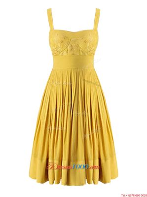 Cheap Criss Cross Sweetheart Sleeveless Prom Party Dress Knee Length Beading and Pleated Yellow Chiffon