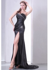 Beading and Ruching High Slit Black Prom Pageant Dress with Tail