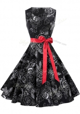 Scoop Sleeveless Knee Length Sashes|ribbons and Pattern Zipper Prom Dress with Black