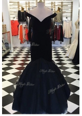 Inexpensive Mermaid Off the Shoulder Black Elastic Woven Satin Zipper Prom Dress Short Sleeves Floor Length Ruching