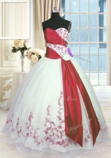 Floor Length Ball Gowns Sleeveless White And Red Sweet 16 Quinceanera Dress Lace Up