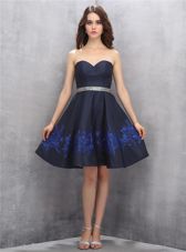 Hot Sale Satin Sweetheart Sleeveless Zipper Beading and Appliques Prom Party Dress in Navy Blue