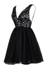 Luxury Sequins Homecoming Dress Black Backless Sleeveless Knee Length